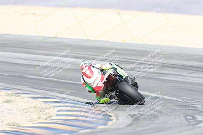 media/Nov-02-2025-CVMA (Sun) [[337aff29ab]]/Race 5-Amateur Formula Middleweight/